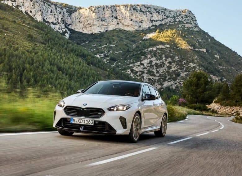 BMW M135 xDrive é confirmado no Brasil e lançamento está previsto para o primeiro trimestre de 2026