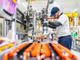 Toyota inaugura Centro Técnico de Baterias para Yaris Cross no Brasil e marca novo capítulo da eletrificação na região