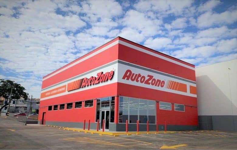 AutoZone lança programa de estágio inédito no Brasil com foco em experiência prática e desafios reais