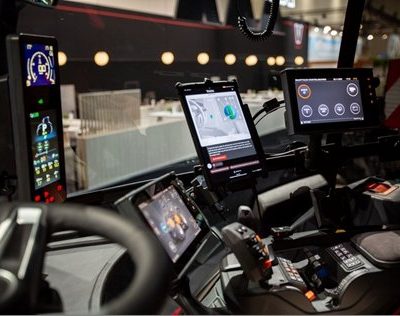 Agrishow 2026: Valtra apresenta o Talking Tractor, máquina que interage com o produtor por voz e texto 