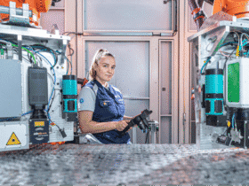 BMW Group impulsiona inovação global com produção em massa de baterias de alta voltagem