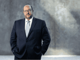 Rodrigo Navarro assume presidência da ANIP