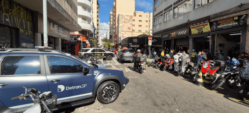 Detran-SP intensifica fiscalização em desmontes e autoescolas na capital