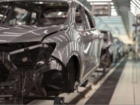 Setor automotivo entra em 2026 com demanda imprevisível e decisões cada vez mais guiadas por IA