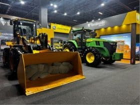 John Deere leva tecnologia e sustentabilidade ao Salão do Automóvel