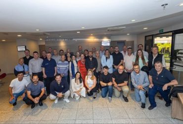 Nova diretoria do CONAREM assume e lança agenda estratégica para a jornada Retífica 2050