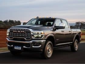 Ram celebra 2025 com vendas em alta e liderança entre as picapes grandes