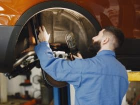 Segurança nas estradas começa com manutenção preventiva ao longo do ano