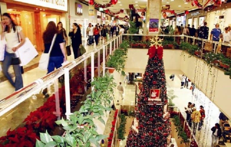 Com Natal e 13º salário, varejo paulista deve registrar maior faturamento mensal da história