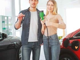 Consumo das famílias cresce no fim do ano e sustenta otimismo moderado no comércio