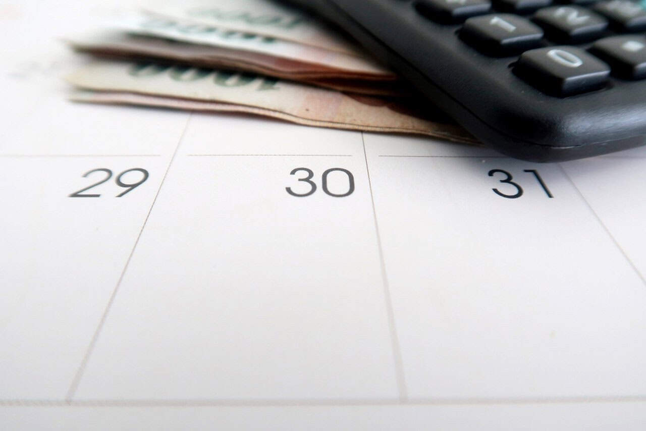 Redução da jornada de trabalho para 40 horas pode custar R$ 158 bilhões às empresas, alerta Fecomercio