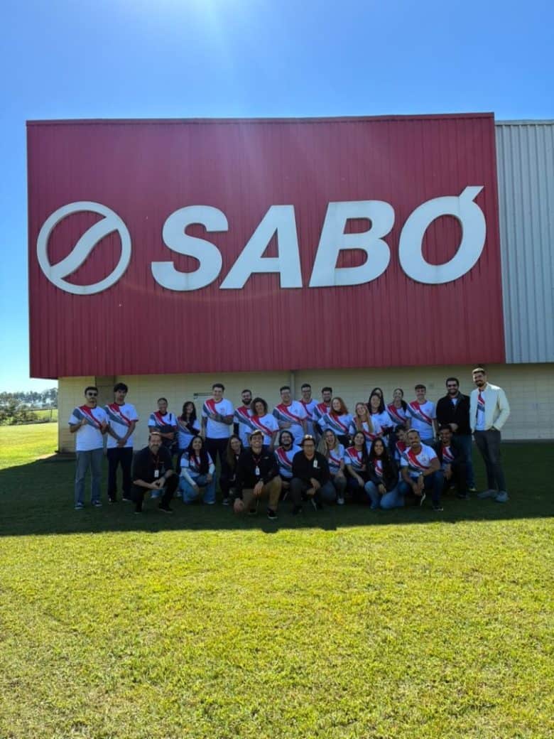 Sabó promove imersão na fábrica de Mogi Mirim para estagiários da Rede Fortbras e investe na formação das novas gerações