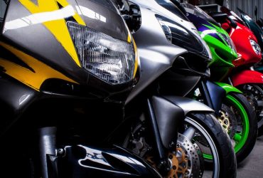 Emplacamentos de Motos Crescem 17,1% em 2025 e Impulsionam Mercado de Duas Rodas no Brasil