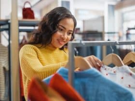 Varejo físico deve crescer 2,9% em 2025 com alta em todos os setores, aponta Serasa