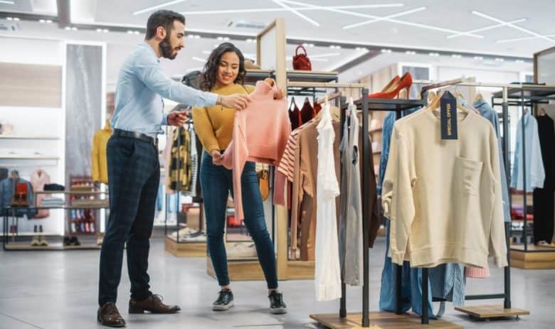 Confiança do Consumidor no Brasil Alcança Maior Nível em 18 Meses, Aponta Ipsos