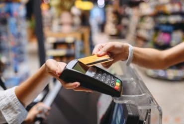 Mesmo com Endividamento em Alta, Lojistas Apostam na Maior Black Friday da História