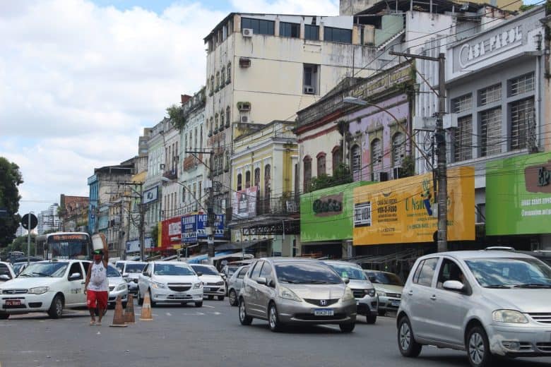 Receita Global de Álcool Automotivo Deve Ultrapassar US$ 600 Bilhões Até 2034, Apontam Projeções