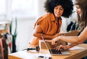 Emprego em micro e pequenas empresas cresce 22,8% entre agosto e setembro