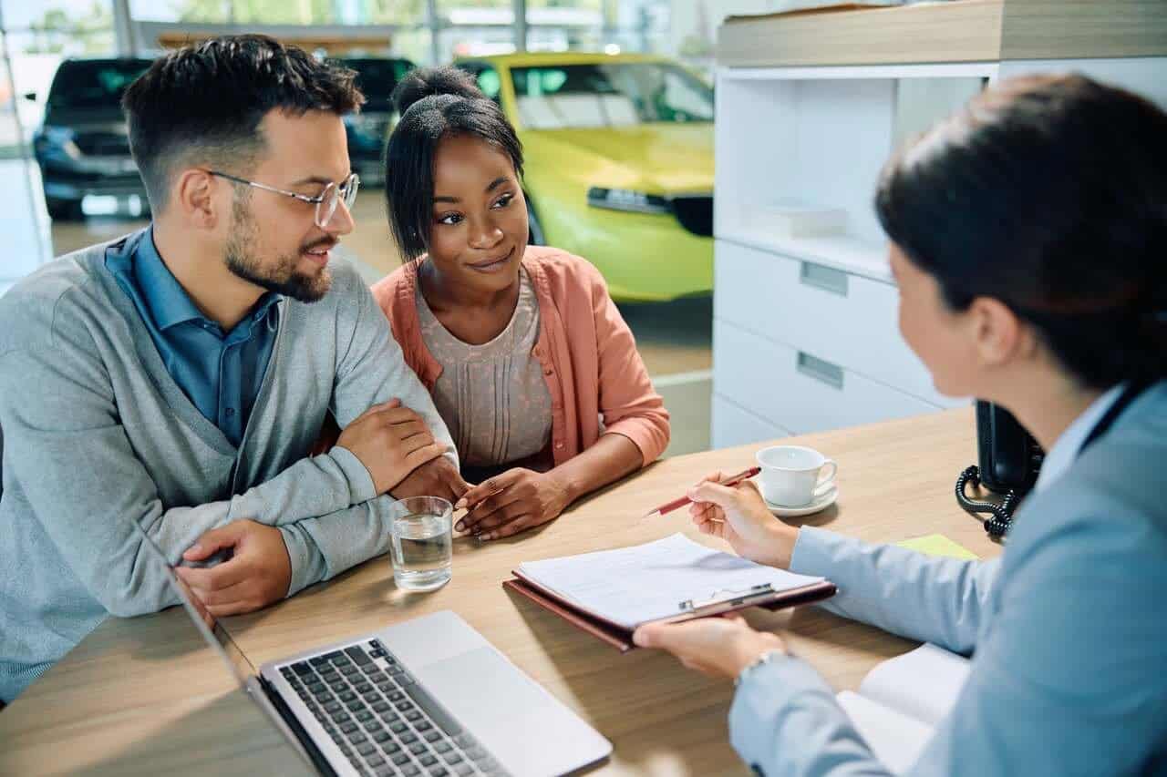"Tendência de Desaceleração no Varejo em Agosto: Análise Completa"
