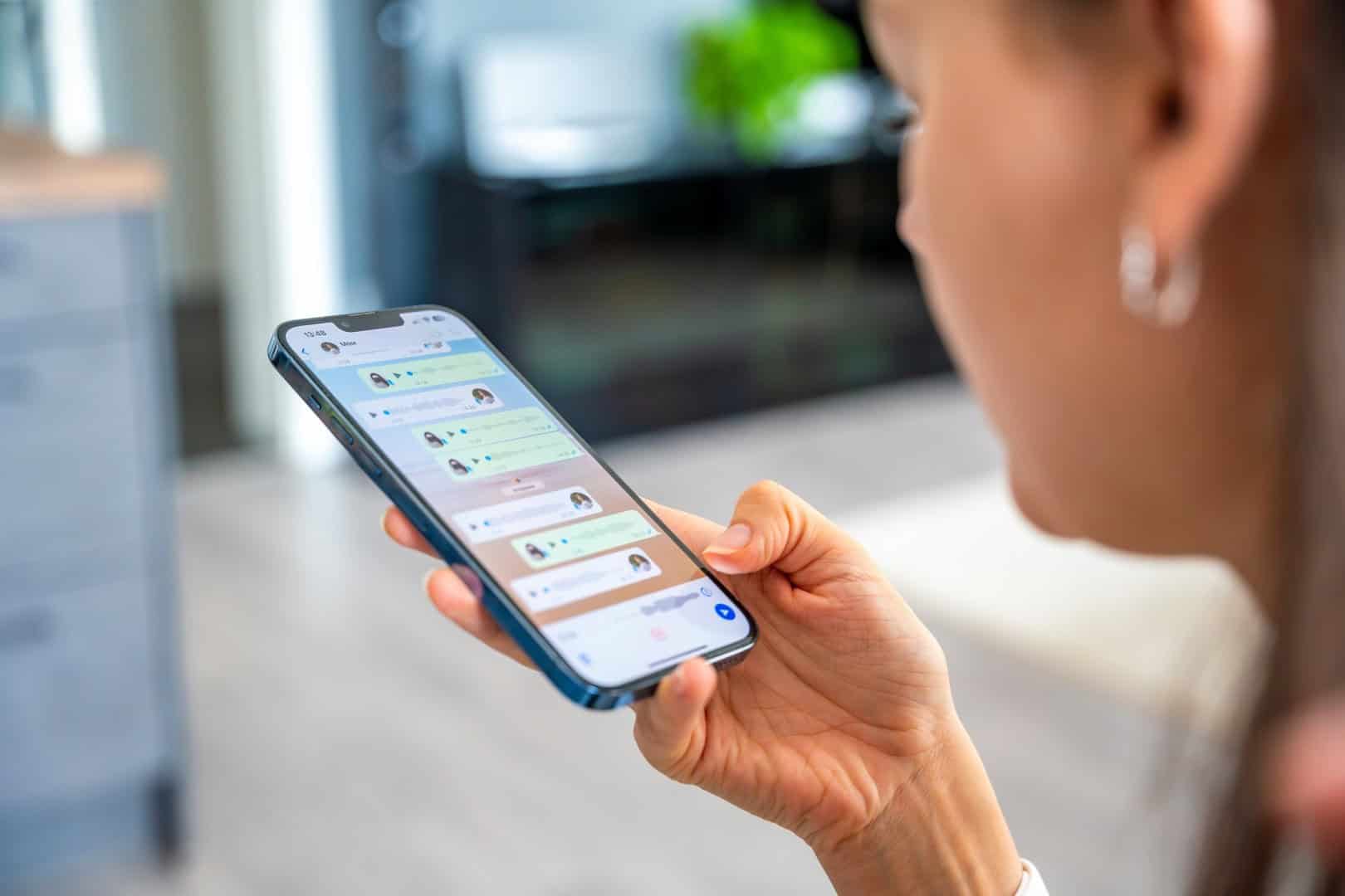 Comércio pelo WhatsApp já representa 10% dos pagamentos online no Brasil: números, tendências e oportunidades