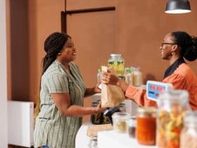 Consumidores Preferem Marcas Engajadas no Combate ao Racismo, Revela Pesquisa