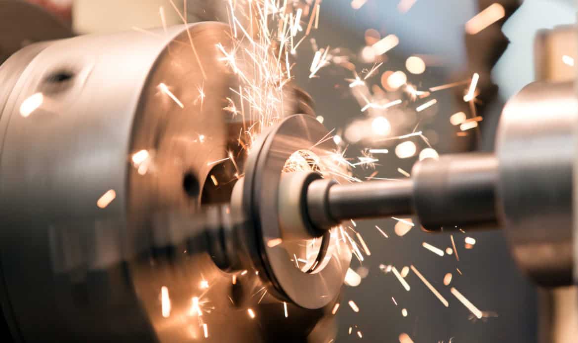 Confiança do empresário industrial cai em agosto