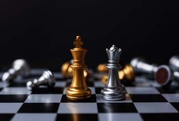 Conflito Bélico no Tabuleiro de Xadrez: Estratégias, Táticas e Lições para a Vida Real