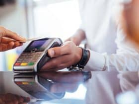 Acesso ao crédito e compra de bens duráveis impulsionam intenção de consumo das famílias em janeiro