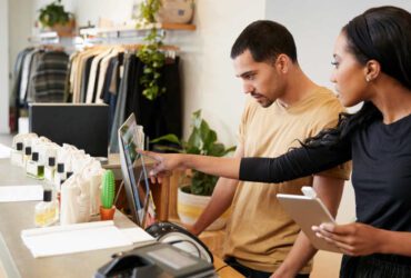 Comércio impulsiona criação de 91 mil vagas formais no primeiro semestre